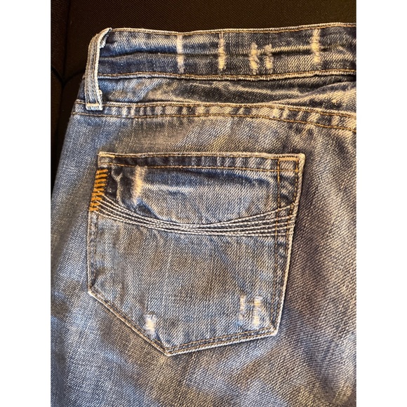 ❤️PAIGE Denim Distressed Bermuda Shorts - Picture 7 of 7